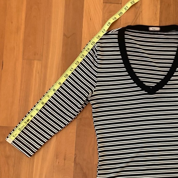 Vintage Maggie S. Striped Tee - Picture 4 of 8